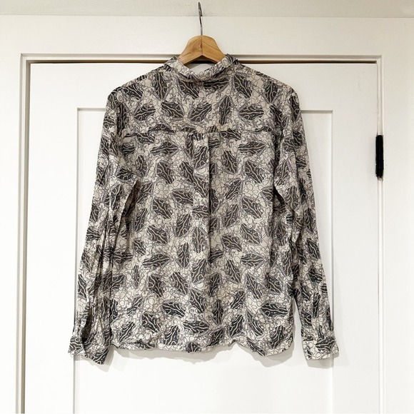 Storm & Marie Frog Print Button Front Shirt Blouse sz L - Picture 6 of 8